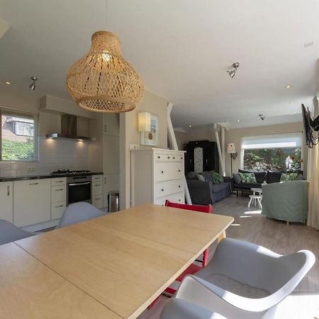 Cozy Holiday Home With Garden Sint Maartensvlotbrug ภายนอก รูปภาพ