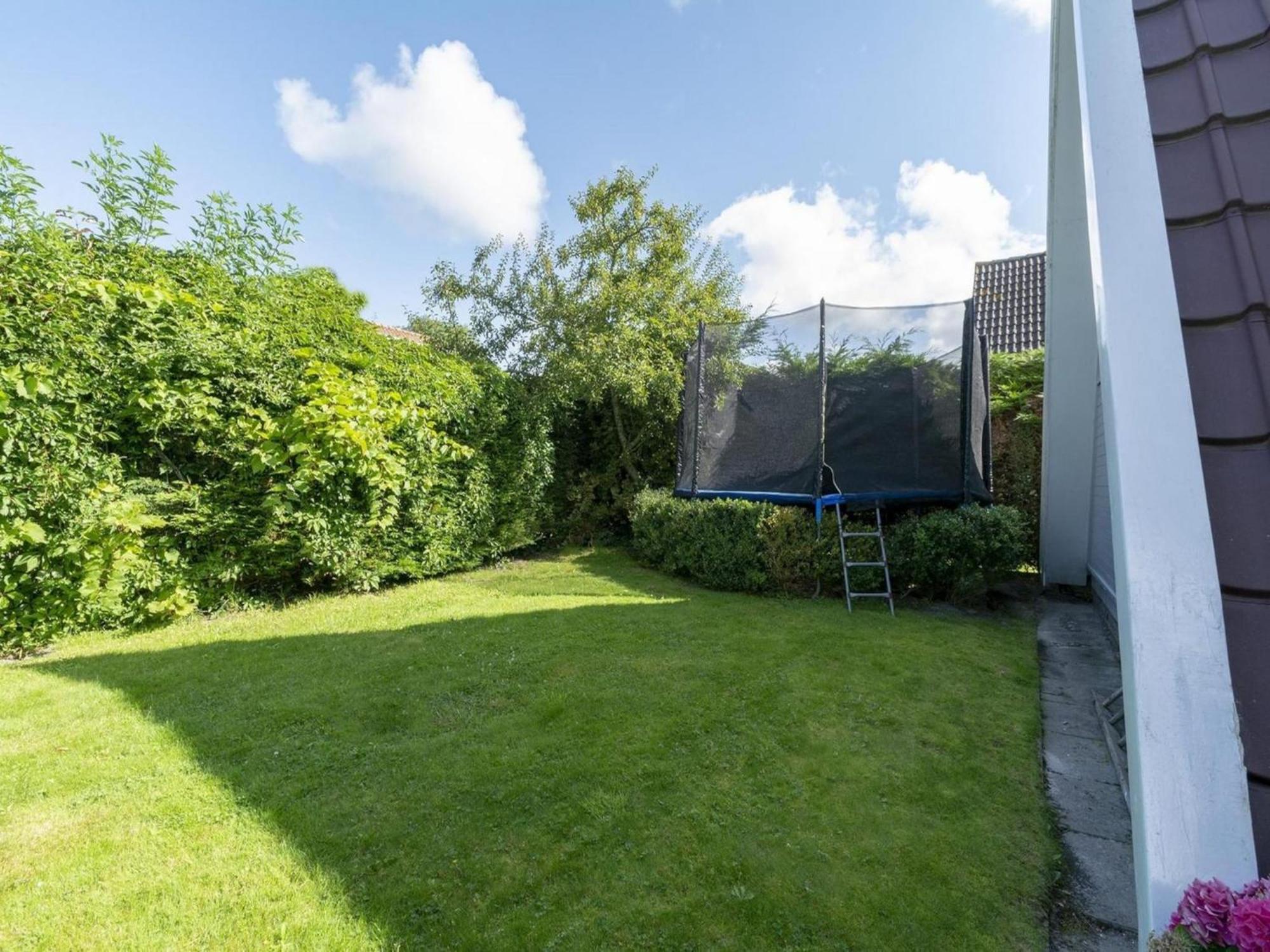 Cozy Holiday Home With Garden Sint Maartensvlotbrug ภายนอก รูปภาพ