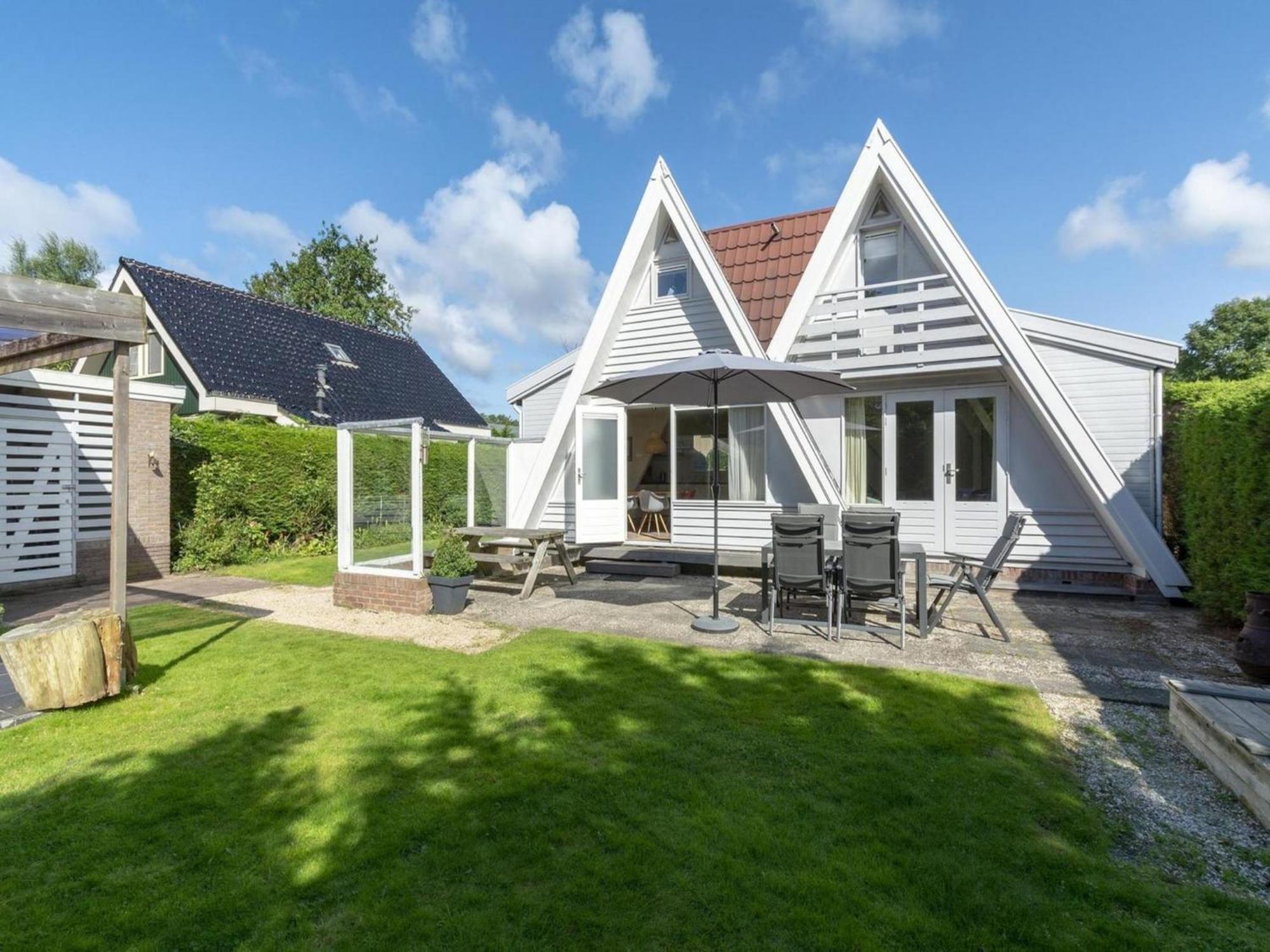 Cozy Holiday Home With Garden Sint Maartensvlotbrug ภายนอก รูปภาพ