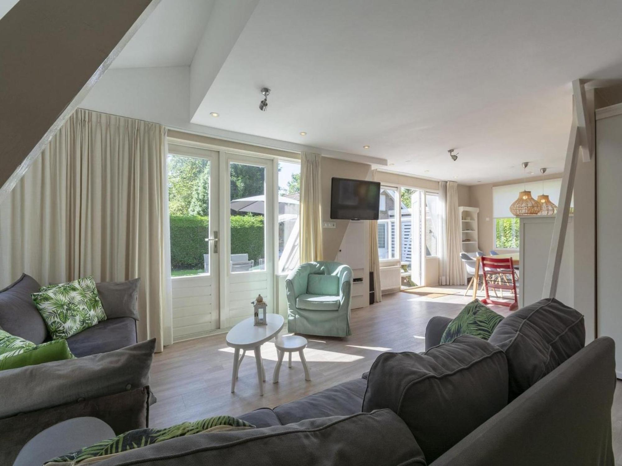 Cozy Holiday Home With Garden Sint Maartensvlotbrug ภายนอก รูปภาพ