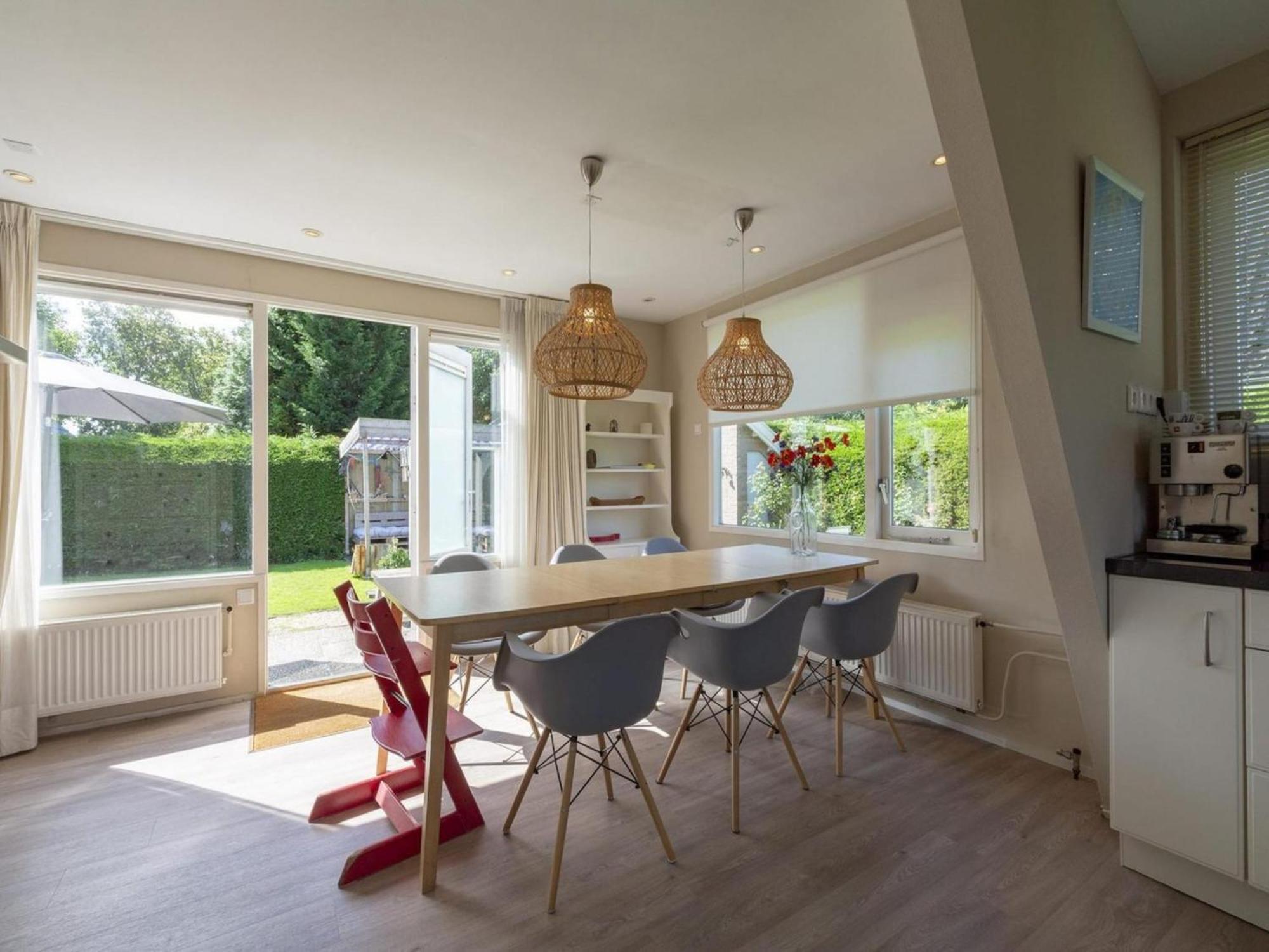 Cozy Holiday Home With Garden Sint Maartensvlotbrug ภายนอก รูปภาพ