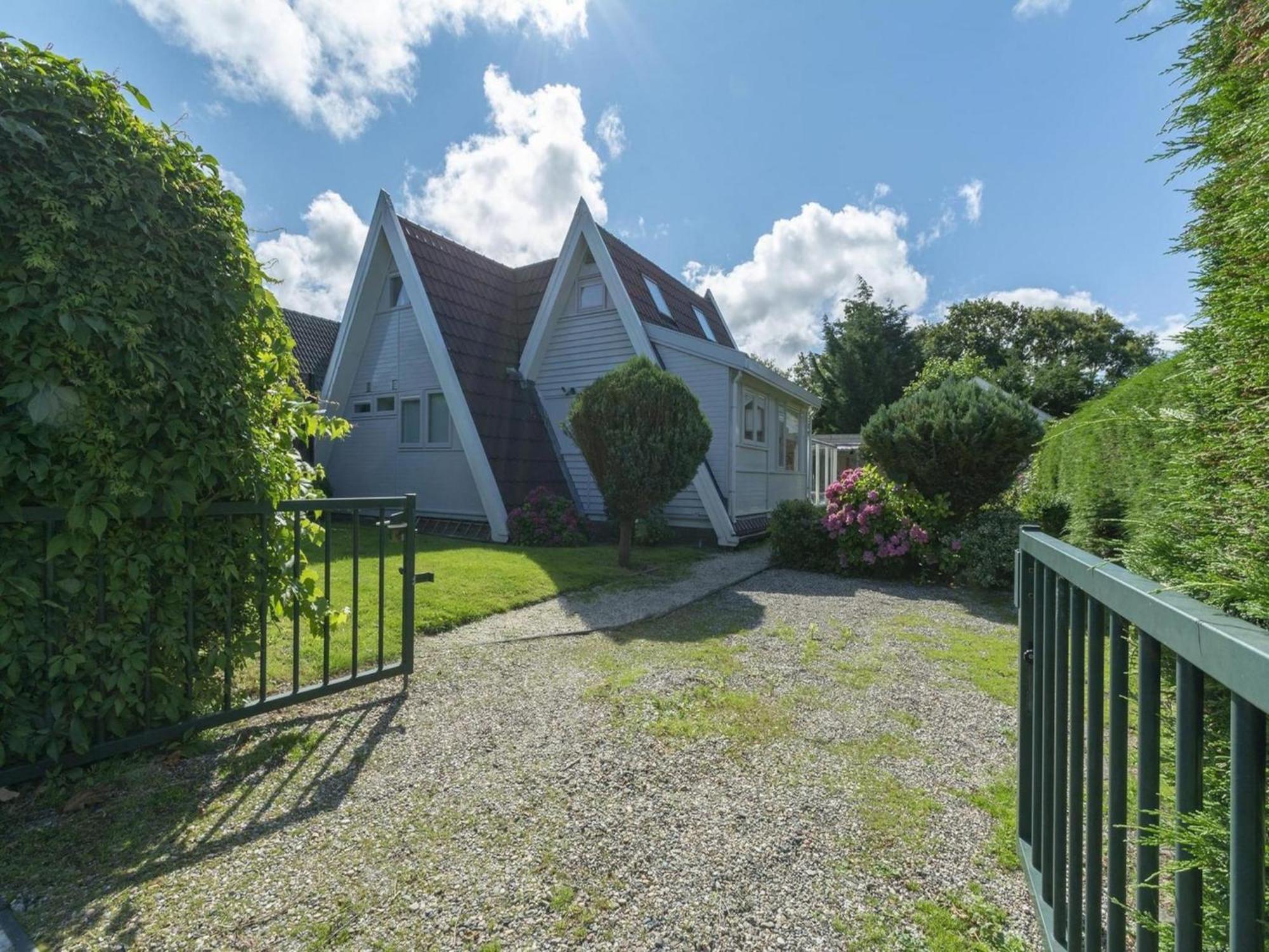 Cozy Holiday Home With Garden Sint Maartensvlotbrug ภายนอก รูปภาพ